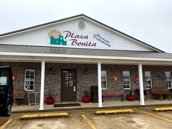 La Plaza Bonita Mexican Restaurant